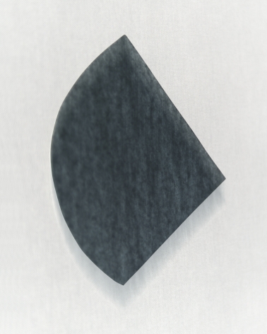 Triangle,  Nina Brauhauser, abstraction, geometric shape, concrete art, Sous Les Etoiles Gallery